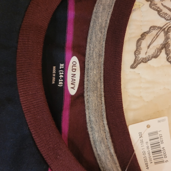 Old Navy Red and Striped Long Sleeve Tees Sz XL 14-16 - Picture 7 of 9